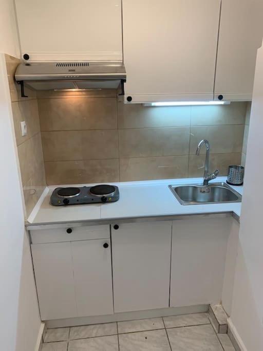 Athens Apartments For Rent Eksteriør billede
